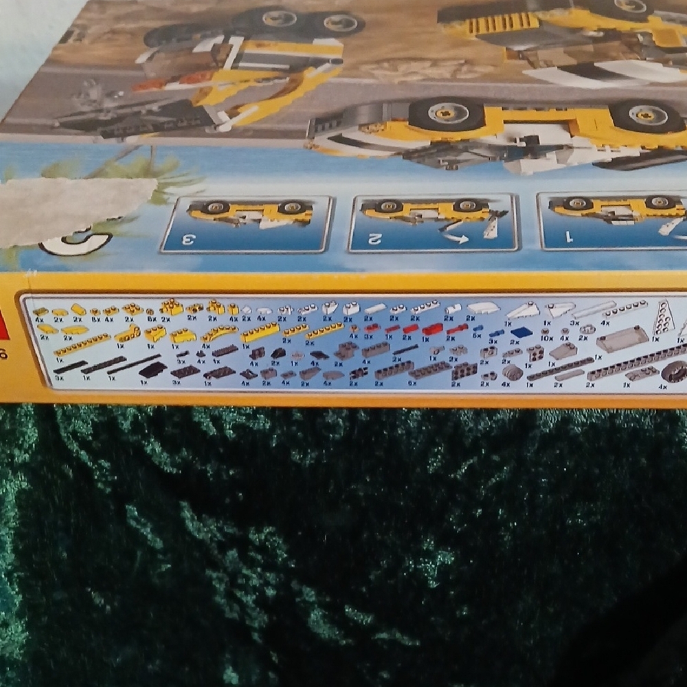 LEGO Creator 3-in-1 Yellow Sports Car Set - Picture 5 of 7